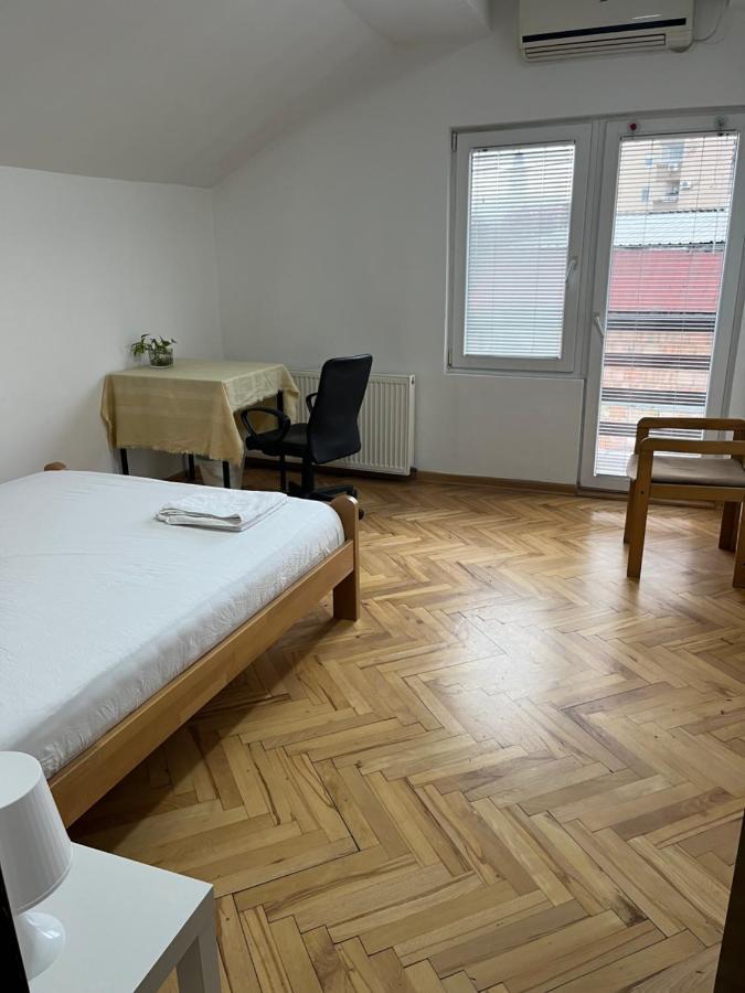 中华楼 - Belgrad Exteriör bild