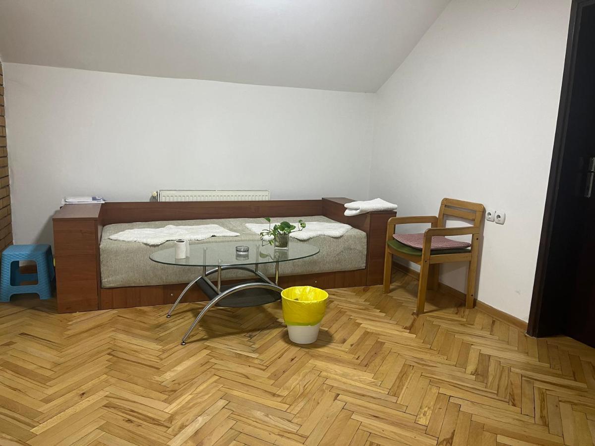 中华楼 - Belgrad Exteriör bild